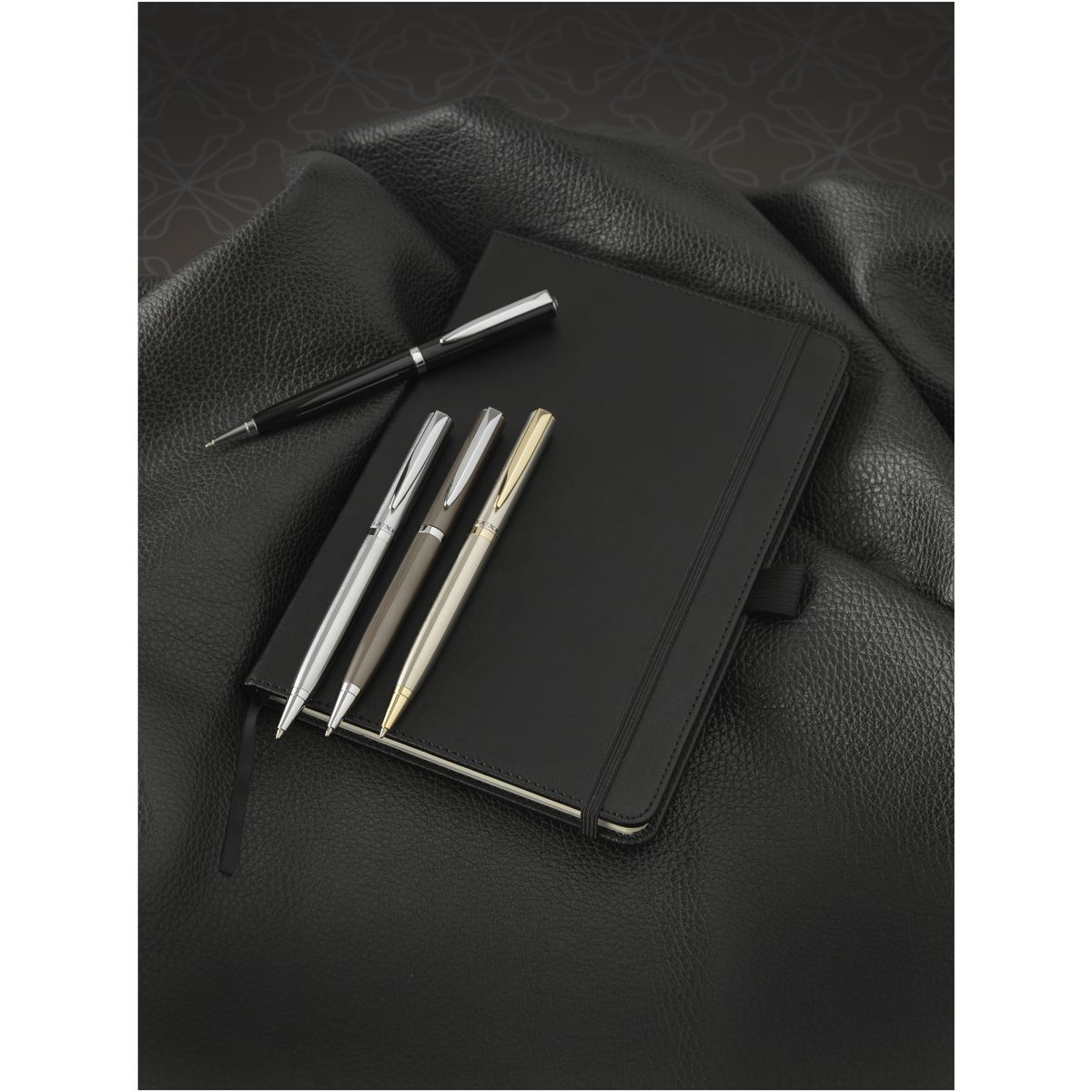 Cuadernos de rayas de piel sintética con presilla para bolígrafo, 14 x 21 cm