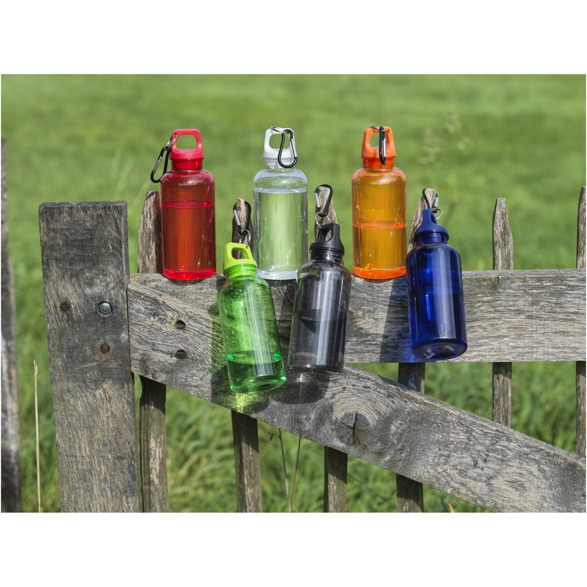 Botellas de agua de PET reciclado de 400 ml con mosquetón