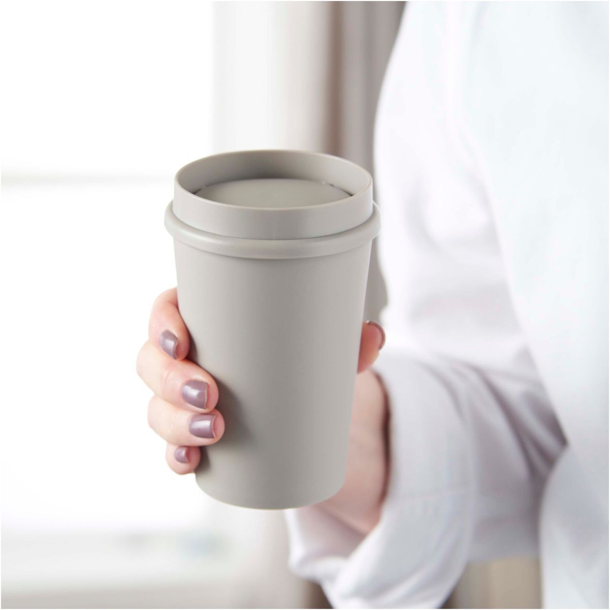 Vasos de café para llevar de 300 ml con 25% de plástico de caña de azúcar y tapa 360°