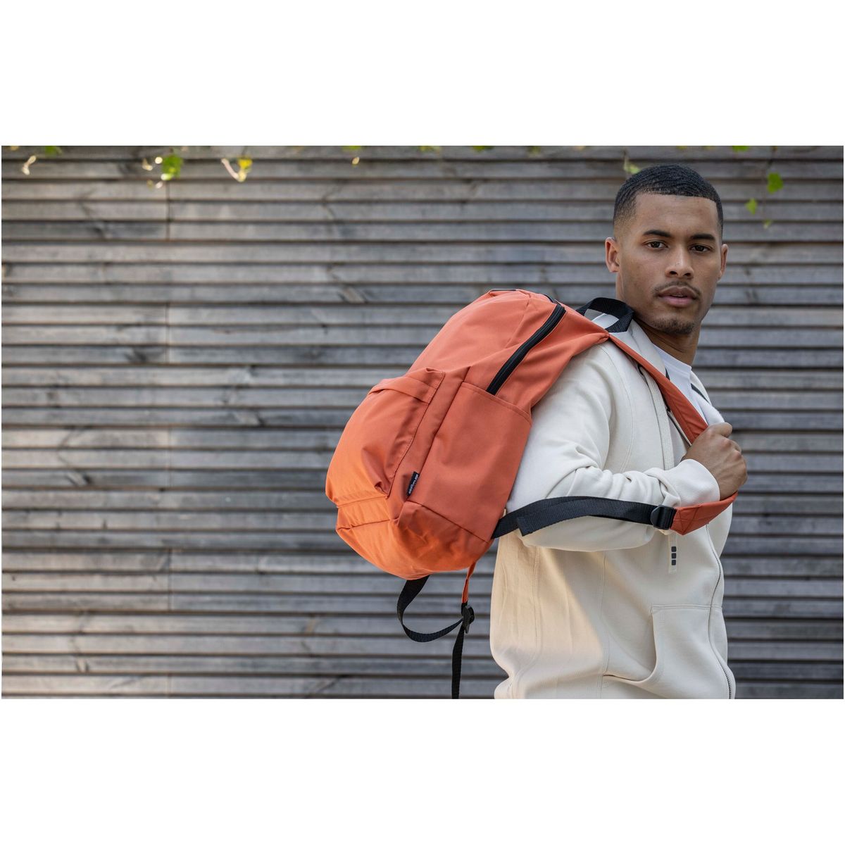 Mochilas para portátil recicladas repelentes al agua de 14 pulgadas, 16 litros